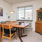 Дом отдыха 6 Person In *